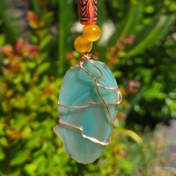 Green Agate Gemstone Beaded Crow Charm Window Sun Catcher - Picture 3 of 3